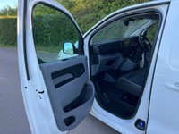 USED 2020 70 VAUXHALL VIVARO 1.5 Turbo D 2700 Sportive Panel Van 5dr Diesel Manual L1 H1 Euro 6 (s/s) (100 ps) 