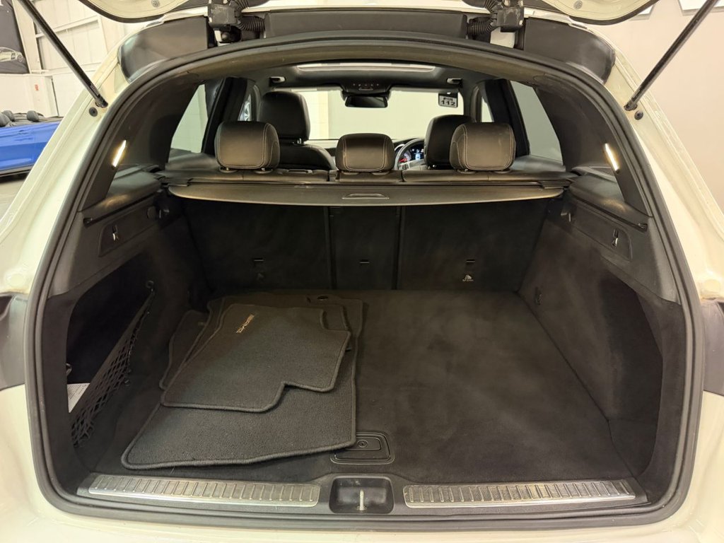 USED 2019 19 MERCEDES-BENZ GLC 2.1 GLC220d AMG Night Edition SUV 5dr Diesel G-Tronic+ 4MATIC Euro 6 (s/s) (170 ps) 