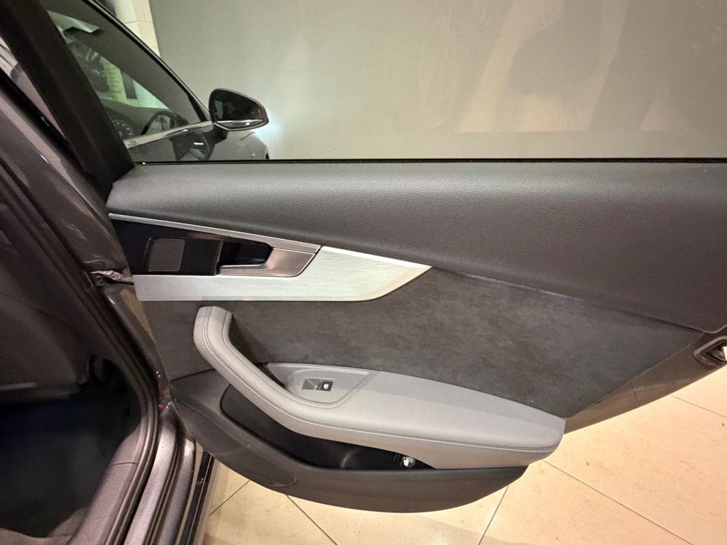USED 2019 69 AUDI A4 AVANT 2.0 TDI 40 S line Estate 5dr Diesel S Tronic quattro Euro 6 (s/s) (190 ps) 