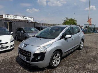 View our PEUGEOT 3008