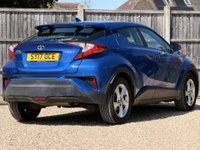 USED 2017 17 TOYOTA C-HR 1.8 C-HR Icon HEV CVT 5dr Sat Nav Parking Camera
