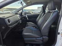 USED 2012 62 TOYOTA YARIS 1.33 Dual VVT-i SR Hatchback 3dr Petrol Manual Euro 5 (101 ps) Reverse Camera - Insurance Group 8 - Air Conditioning