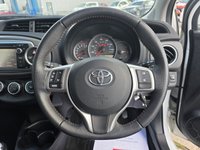 USED 2012 62 TOYOTA YARIS 1.33 Dual VVT-i SR Hatchback 3dr Petrol Manual Euro 5 (101 ps) Reverse Camera - Insurance Group 8 - Air Conditioning