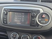 USED 2012 62 TOYOTA YARIS 1.33 Dual VVT-i SR Hatchback 3dr Petrol Manual Euro 5 (101 ps) Reverse Camera - Insurance Group 8 - Air Conditioning