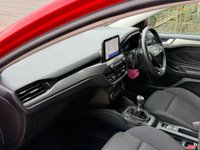 USED 2020 20 FORD FOCUS 1.0T EcoBoost Titanium Euro 6 (s/s) 5dr HEATED SEATS-SENSORS-SAT NAV