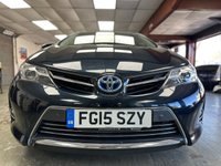 USED 2015 15 TOYOTA AURIS 1.8 VVT-h Excel Hatchback 5dr Petrol Hybrid CVT Euro 5 (s/s) (136 ps) SAT NAV + KEYLESS + REAR CAMERA
