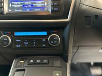 USED 2015 15 TOYOTA AURIS 1.8 VVT-h Excel Hatchback 5dr Petrol Hybrid CVT Euro 5 (s/s) (136 ps) SAT NAV + KEYLESS + REAR CAMERA