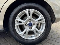 USED 2013 63 FORD B-MAX 1.4 ZETEC 5dr **GREAT EXAMPLE WITH LOW MILEAGE AND GREAT SPECIFICATION** * L&C GROUP SHALL BEAT ANY 'WE BUY CARS VALUATION' FOR YOUR PART EXCHANGE *