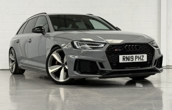 View our AUDI RS4 AVANT