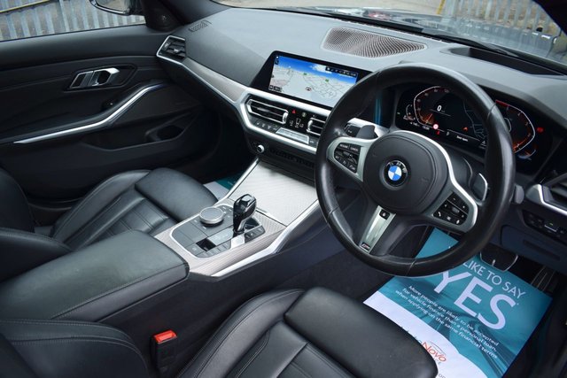 View our BMW 3 SERIES