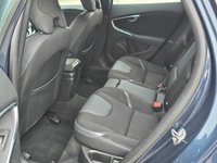 USED 2016 66 VOLVO V40 2.0 D2 Momentum Hatchback 5dr Diesel Manual Euro 6 (s/s) (120 ps) Climate - DAB - Bluetooth - Cruise