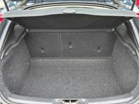USED 2016 66 VOLVO V40 2.0 D2 Momentum Hatchback 5dr Diesel Manual Euro 6 (s/s) (120 ps) Climate - DAB - Bluetooth - Cruise