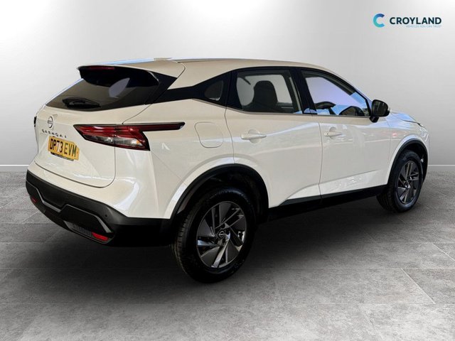 View our NISSAN QASHQAI