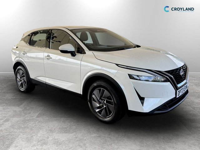 View our Nissan Qashqai range