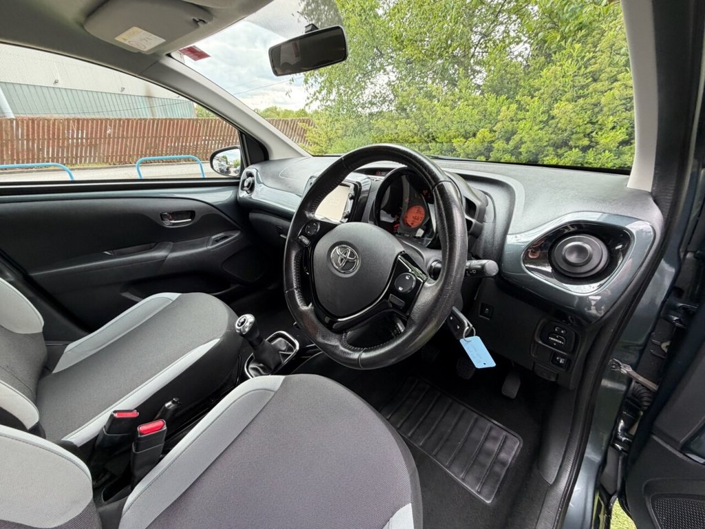 USED 2018 18 TOYOTA AYGO 1.0 VVT-i x-press Hatchback 5dr Petrol Manual Euro 6 (68 ps) REV CAM, 2 KEYS