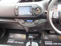 USED 2018 68 TOYOTA YARIS 1.5 VVT-h Cyan Bi-Tone Hatchback 5dr Petrol Hybrid E-CVT Euro 6 (s/s) (100 ps) STUNNING EXAMPLE ,2 KEYS ,SERVICE HISTORY ,SAT-NAV ,CLIMATE CONTROL ,ALLOYS ,AIR-CON ,PRIVACY GLASS ,VIEWING AND TEST DRIVE ESSENTIAL , 