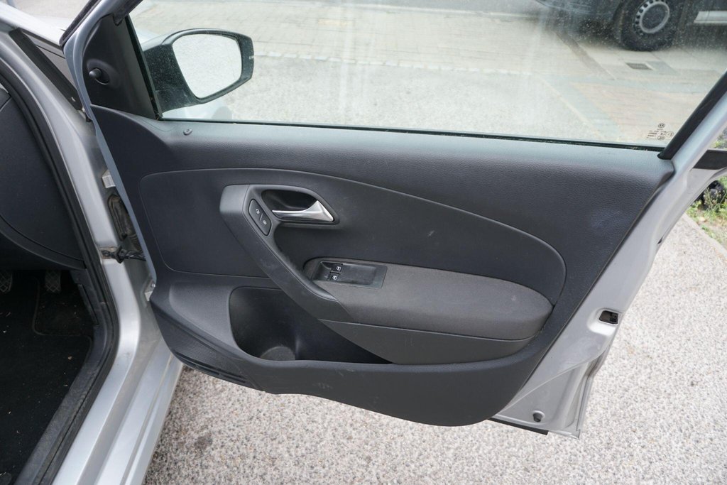 USED 2010 60 VOLKSWAGEN POLO 1.2 S Euro 5 5dr JUST ARRIVED!!!