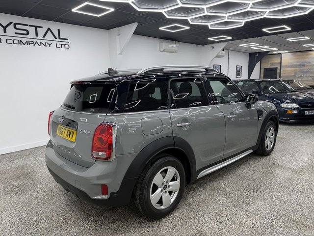 View our MINI COUNTRYMAN