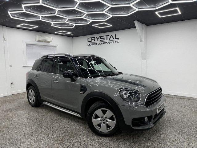 View our MINI Countryman 1.5 Cooper SUV 5dr Petrol Manual Euro 6 (s/s) (136 ps)