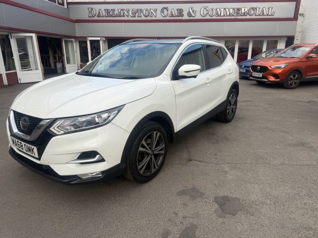 View our NISSAN QASHQAI