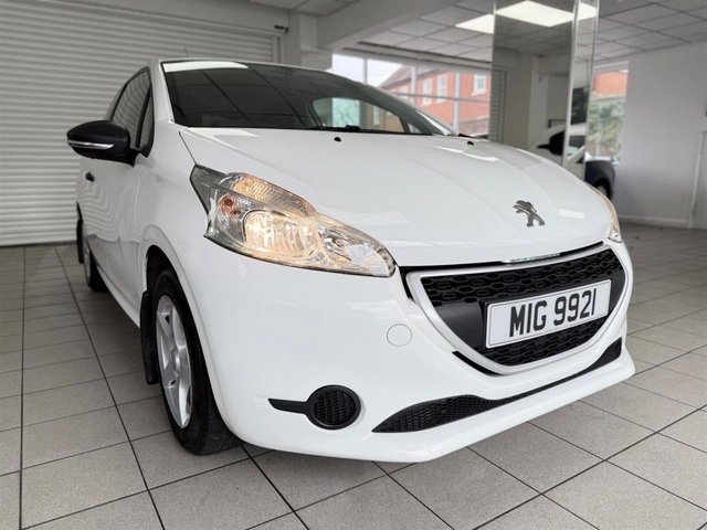View our PEUGEOT 208