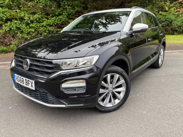 View our VOLKSWAGEN T-ROC