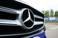 USED 2018 68 MERCEDES-BENZ E-CLASS 2.0 E350e 6.4kWh AMG Line Saloon 4dr Petrol Plug-in Hybrid G-Tronic+ Euro 6 (s/s) (299 ps) OBSIDIAN BLACK METALLIC PAINTWORK + APPLE CARPLAY + REVERSE CAMERA