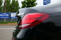 USED 2018 68 MERCEDES-BENZ E-CLASS 2.0 E350e 6.4kWh AMG Line Saloon 4dr Petrol Plug-in Hybrid G-Tronic+ Euro 6 (s/s) (299 ps) OBSIDIAN BLACK METALLIC PAINTWORK + APPLE CARPLAY + REVERSE CAMERA