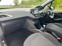 USED 2019 69 PEUGEOT 208 1.2 PureTech Signature Hatchback 5dr Petrol Manual Euro 6 (s/s) (82 ps) 1 OWNER FROM NEW + REAR PARKING SENSORS + DAB RADIO + CRUISE CONTROL + BLUETOOTH + 7' COLOURED DISPLAY + 51.5 AVG MPG + FOLLOW ME HOME LIGHTING + VISIBILITY PACK + AIR CON + 16' TITANE ALLOY WHEELS WITH TPMS