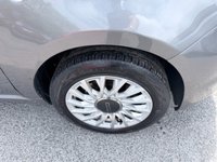 USED 2023 23 FIAT 500 Grey 1.0 MHEV hatchback, 42,442 miles, Euro 6, ULEZ compliant, 6-speed manual, 7in Screen, CarPlay/Android Auto, Sunroof, A/C, 15in alloys. This 2023 Fiat 500 is a superb example, having had only one owner since new. It is powered by an efficient 1.0 litre petrol engine and meets Euro 6 emissions standards. This model comes equipped with convenient rain and dusk sensors that automatically activate the headlights, along with Apple CarPlay and Android Auto connectivity for seamless smartphone integration. You can enjoy your favourite music and podcasts through the 7 inch HD touchscreen radio, which also features Bluetooth, USB, and DA
