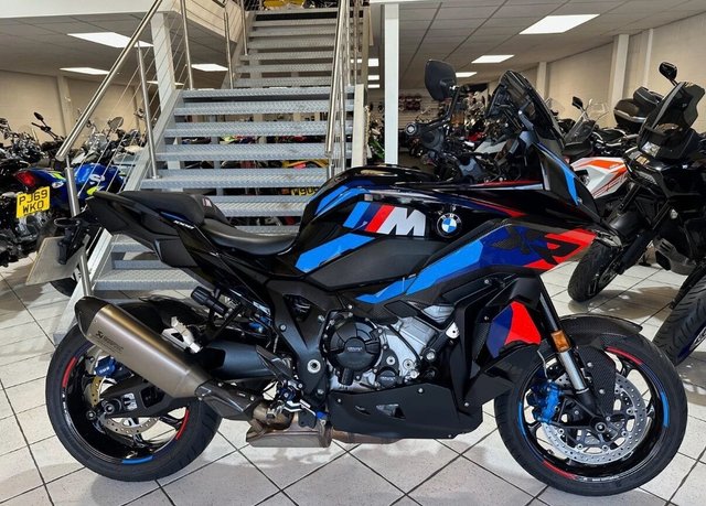 View our BMW M 1000 XR Comp www.sellingyourbike.co.uk