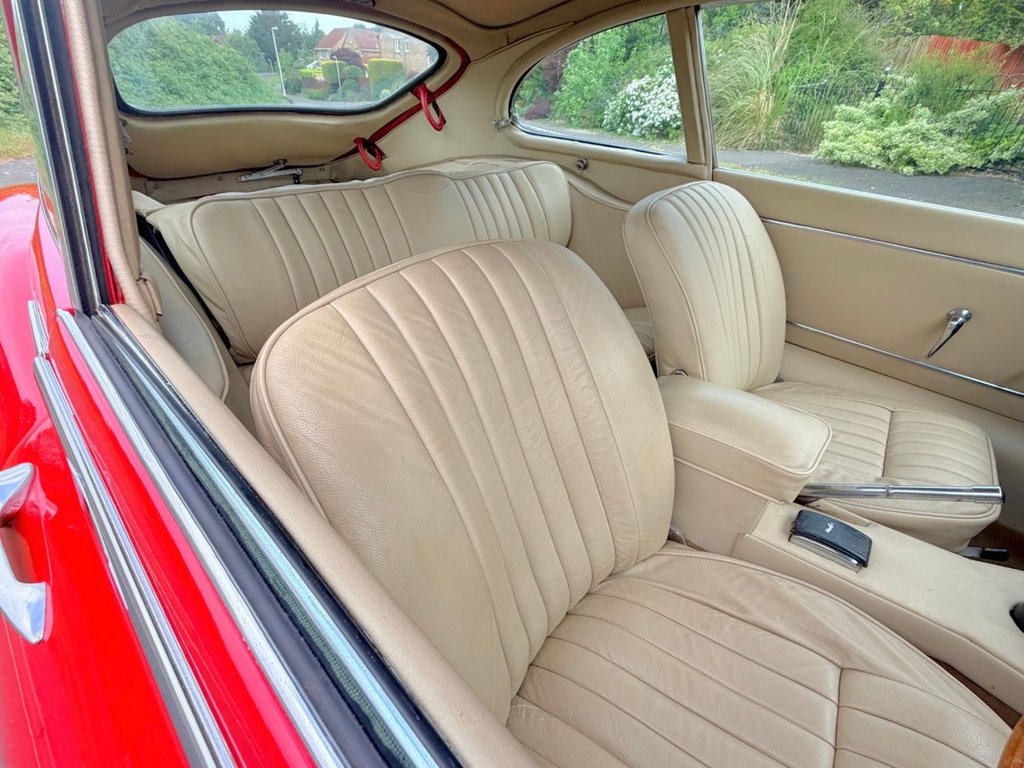 USED 1967 JAGUAR E-TYPE 4.2L // 2+2 Coupe // Manual // Series 1 // px swap 