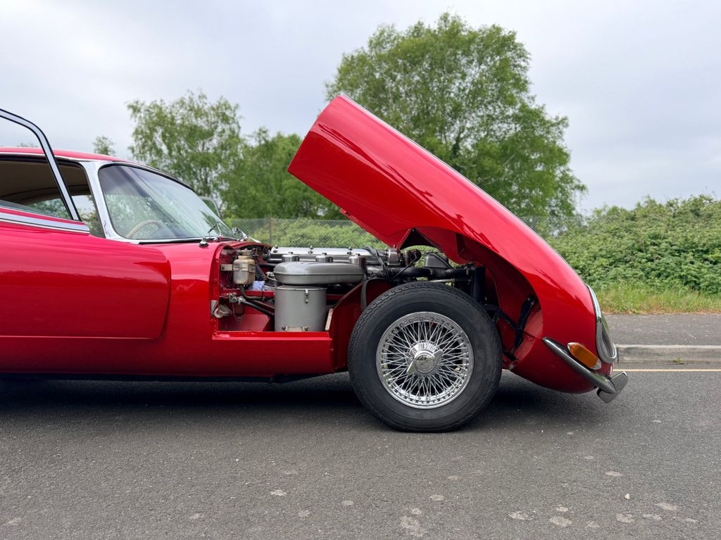 USED 1967 JAGUAR E-TYPE 4.2L // 2+2 Coupe // Manual // Series 1 // px swap 