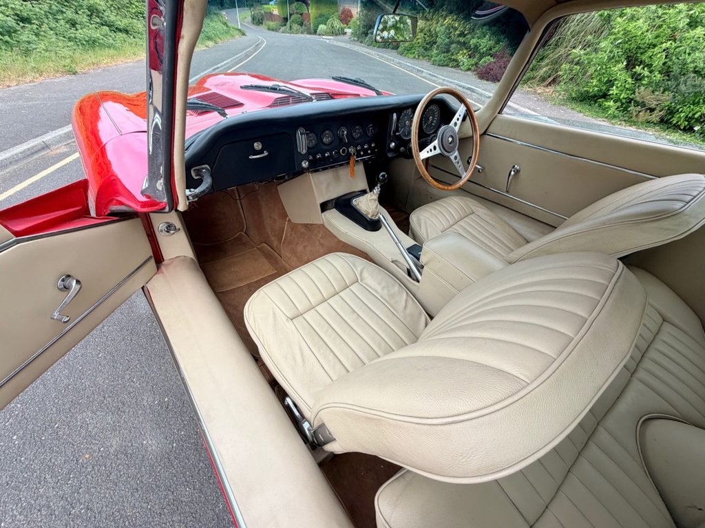 USED 1967 JAGUAR E-TYPE 4.2L // 2+2 Coupe // Manual // Series 1 // px swap 