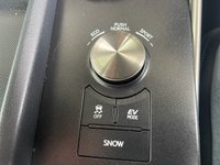USED 2017 17 LEXUS IS 2.5 300h Advance Saloon 4dr Petrol Hybrid E-CVT Euro 6 (s/s) (223 ps) 