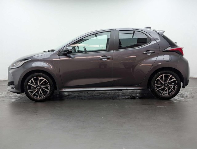 USED 2022 72 TOYOTA YARIS 1.5 Yaris Design HEV CVT 5dr CLICK+COLLECT / HOME DELIVERY