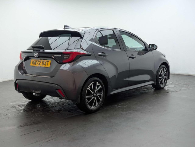 USED 2022 72 TOYOTA YARIS 1.5 Yaris Design HEV CVT 5dr CLICK+COLLECT / HOME DELIVERY