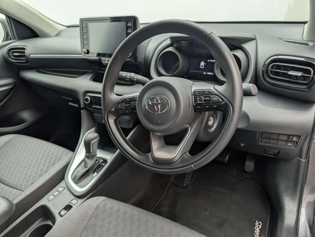 USED 2022 72 TOYOTA YARIS 1.5 Yaris Design HEV CVT 5dr CLICK+COLLECT / HOME DELIVERY