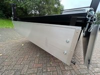 USED 2020 70 MERCEDES-BENZ SPRINTER 2.0 315 CDI PROGRESSIVE TIPPER 3.5T 2DR DIESEL 9G-TRONIC AUTOMATIC RWD L2 EURO 6 (S/S) (150 PS)  NO VAT - 1 OWNER FROM NEW - DIRECT FROM LEASING COMPANY - FULL SERVICE HISTORY - JUST BEEN SERVICED - HPI CLEAR - ULEZ/CAZ COMPLIANT - 2 KEYS - BRAND NEW TIPPER BODY - DOUBLE SPRINGS - AUTOMATIC - PADDLE SHIFT - 3 SEATER - DAB - BLUETOOTH - KEYLESS START - FINANCE AVAILABLE - ZERO DEPOSIT OFFERS - ALL VANS/CARS WELCOME IN PART-EXCHANGE, ANY AGE, ANY MILEAGE, ANY CONDITION