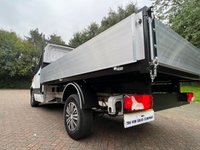 USED 2020 70 MERCEDES-BENZ SPRINTER 2.0 315 CDI PROGRESSIVE TIPPER 3.5T 2DR DIESEL 9G-TRONIC AUTOMATIC RWD L2 EURO 6 (S/S) (150 PS)  NO VAT - 1 OWNER FROM NEW - DIRECT FROM LEASING COMPANY - FULL SERVICE HISTORY - JUST BEEN SERVICED - HPI CLEAR - ULEZ/CAZ COMPLIANT - 2 KEYS - BRAND NEW TIPPER BODY - DOUBLE SPRINGS - AUTOMATIC - PADDLE SHIFT - 3 SEATER - DAB - BLUETOOTH - KEYLESS START - FINANCE AVAILABLE - ZERO DEPOSIT OFFERS - ALL VANS/CARS WELCOME IN PART-EXCHANGE, ANY AGE, ANY MILEAGE, ANY CONDITION
