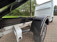 USED 2020 70 MERCEDES-BENZ SPRINTER 2.0 315 CDI PROGRESSIVE TIPPER 3.5T 2DR DIESEL 9G-TRONIC AUTOMATIC RWD L2 EURO 6 (S/S) (150 PS)  NO VAT - 1 OWNER FROM NEW - DIRECT FROM LEASING COMPANY - FULL SERVICE HISTORY - JUST BEEN SERVICED - HPI CLEAR - ULEZ/CAZ COMPLIANT - 2 KEYS - BRAND NEW TIPPER BODY - DOUBLE SPRINGS - AUTOMATIC - PADDLE SHIFT - 3 SEATER - DAB - BLUETOOTH - KEYLESS START - FINANCE AVAILABLE - ZERO DEPOSIT OFFERS - ALL VANS/CARS WELCOME IN PART-EXCHANGE, ANY AGE, ANY MILEAGE, ANY CONDITION