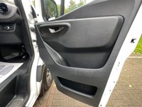 USED 2020 70 MERCEDES-BENZ SPRINTER 2.0 315 CDI PROGRESSIVE TIPPER 3.5T 2DR DIESEL 9G-TRONIC AUTOMATIC RWD L2 EURO 6 (S/S) (150 PS)  NO VAT - 1 OWNER FROM NEW - DIRECT FROM LEASING COMPANY - FULL SERVICE HISTORY - JUST BEEN SERVICED - HPI CLEAR - ULEZ/CAZ COMPLIANT - 2 KEYS - BRAND NEW TIPPER BODY - DOUBLE SPRINGS - AUTOMATIC - PADDLE SHIFT - 3 SEATER - DAB - BLUETOOTH - KEYLESS START - FINANCE AVAILABLE - ZERO DEPOSIT OFFERS - ALL VANS/CARS WELCOME IN PART-EXCHANGE, ANY AGE, ANY MILEAGE, ANY CONDITION