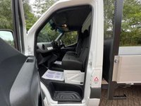 USED 2020 70 MERCEDES-BENZ SPRINTER 2.0 315 CDI PROGRESSIVE TIPPER 3.5T 2DR DIESEL 9G-TRONIC AUTOMATIC RWD L2 EURO 6 (S/S) (150 PS)  NO VAT - 1 OWNER FROM NEW - DIRECT FROM LEASING COMPANY - FULL SERVICE HISTORY - JUST BEEN SERVICED - HPI CLEAR - ULEZ/CAZ COMPLIANT - 2 KEYS - BRAND NEW TIPPER BODY - DOUBLE SPRINGS - AUTOMATIC - PADDLE SHIFT - 3 SEATER - DAB - BLUETOOTH - KEYLESS START - FINANCE AVAILABLE - ZERO DEPOSIT OFFERS - ALL VANS/CARS WELCOME IN PART-EXCHANGE, ANY AGE, ANY MILEAGE, ANY CONDITION