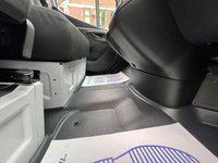 USED 2020 70 MERCEDES-BENZ SPRINTER 2.0 315 CDI PROGRESSIVE TIPPER 3.5T 2DR DIESEL 9G-TRONIC AUTOMATIC RWD L2 EURO 6 (S/S) (150 PS)  NO VAT - 1 OWNER FROM NEW - DIRECT FROM LEASING COMPANY - FULL SERVICE HISTORY - JUST BEEN SERVICED - HPI CLEAR - ULEZ/CAZ COMPLIANT - 2 KEYS - BRAND NEW TIPPER BODY - DOUBLE SPRINGS - AUTOMATIC - PADDLE SHIFT - 3 SEATER - DAB - BLUETOOTH - KEYLESS START - FINANCE AVAILABLE - ZERO DEPOSIT OFFERS - ALL VANS/CARS WELCOME IN PART-EXCHANGE, ANY AGE, ANY MILEAGE, ANY CONDITION