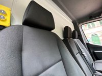 USED 2020 70 MERCEDES-BENZ SPRINTER 2.0 315 CDI PROGRESSIVE TIPPER 3.5T 2DR DIESEL 9G-TRONIC AUTOMATIC RWD L2 EURO 6 (S/S) (150 PS)  NO VAT - 1 OWNER FROM NEW - DIRECT FROM LEASING COMPANY - FULL SERVICE HISTORY - JUST BEEN SERVICED - HPI CLEAR - ULEZ/CAZ COMPLIANT - 2 KEYS - BRAND NEW TIPPER BODY - DOUBLE SPRINGS - AUTOMATIC - PADDLE SHIFT - 3 SEATER - DAB - BLUETOOTH - KEYLESS START - FINANCE AVAILABLE - ZERO DEPOSIT OFFERS - ALL VANS/CARS WELCOME IN PART-EXCHANGE, ANY AGE, ANY MILEAGE, ANY CONDITION