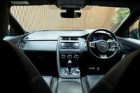 USED 2019 19 JAGUAR E-PACE 2.0 D240 R-Dynamic SE SUV 5dr Diesel Auto AWD Euro 6 (s/s) (240 ps) 14-way Electric Front Seats