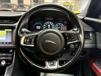 USED 2017 17 JAGUAR XF 3.0d V6 S Saloon 4dr Diesel Auto Euro 6 (s/s) (300 ps) 