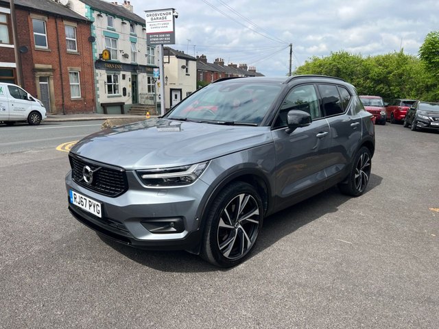 View our VOLVO XC40