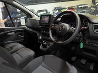USED 2023 73 RENAULT TRAFIC 2.0 dCi Blue SL30 Advance Panel Van 5dr Diesel Manual L1 H1 Euro 6 (s/s) (130 ps) ONLY 61K FROM NEW A/C EURO 6