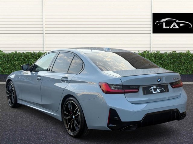 View our BMW 3 SERIES